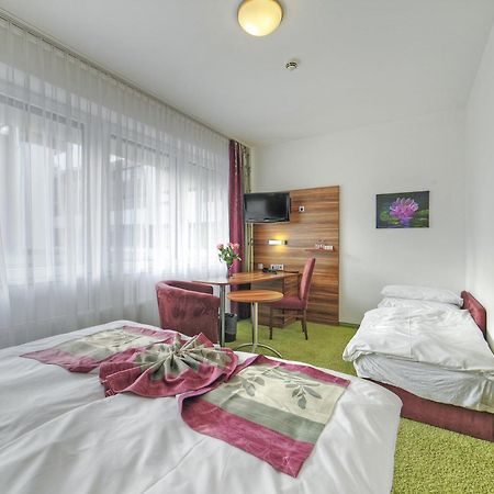 Hotel Da Vinci Gröbenzell 客房 照片