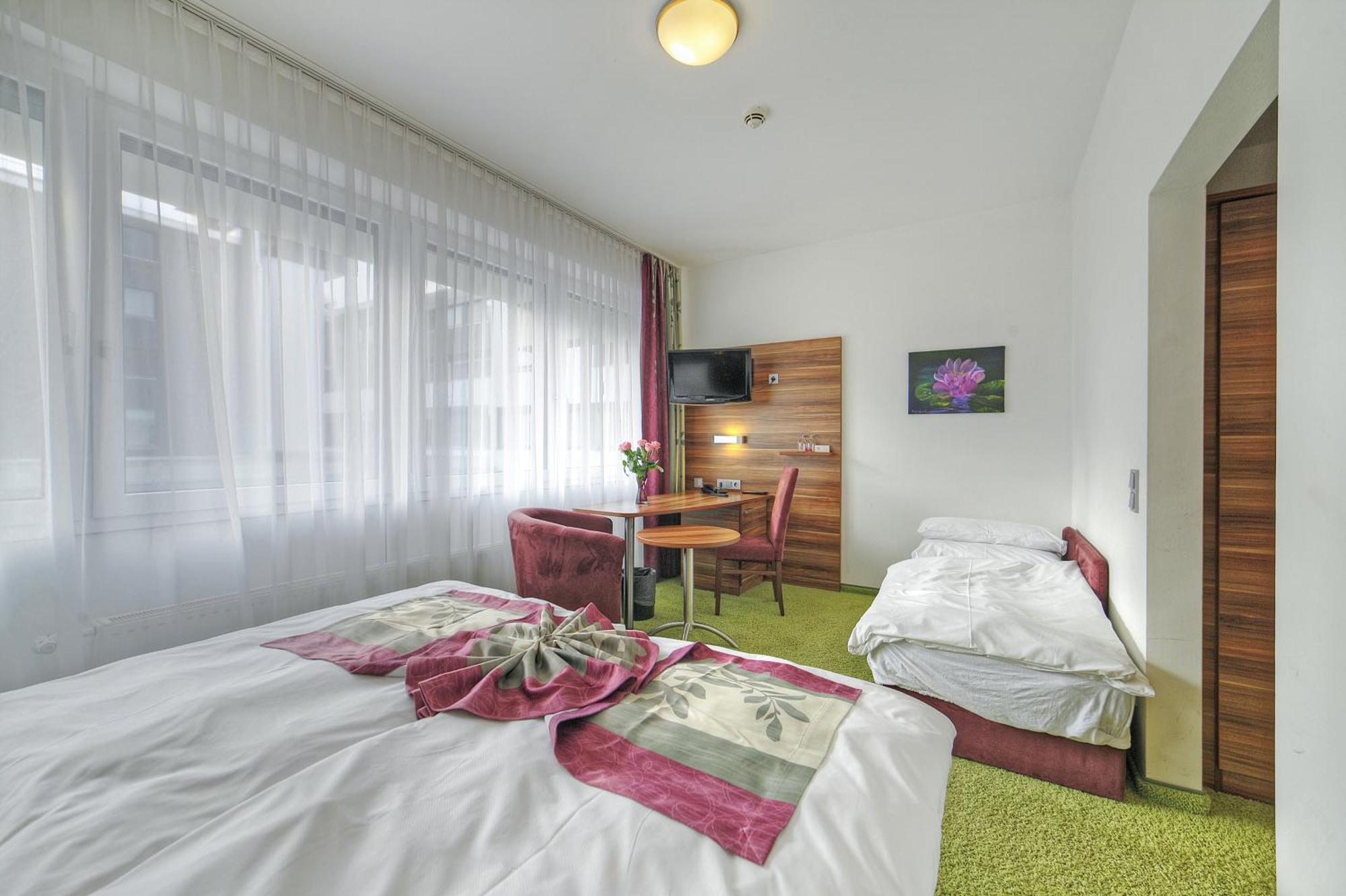 Hotel Da Vinci Gröbenzell 客房 照片